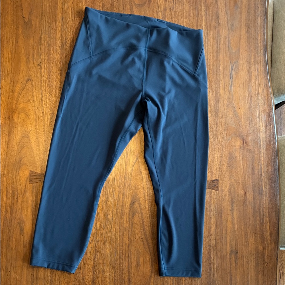 Lululemon Navy Leggings 23” Highrise size 14